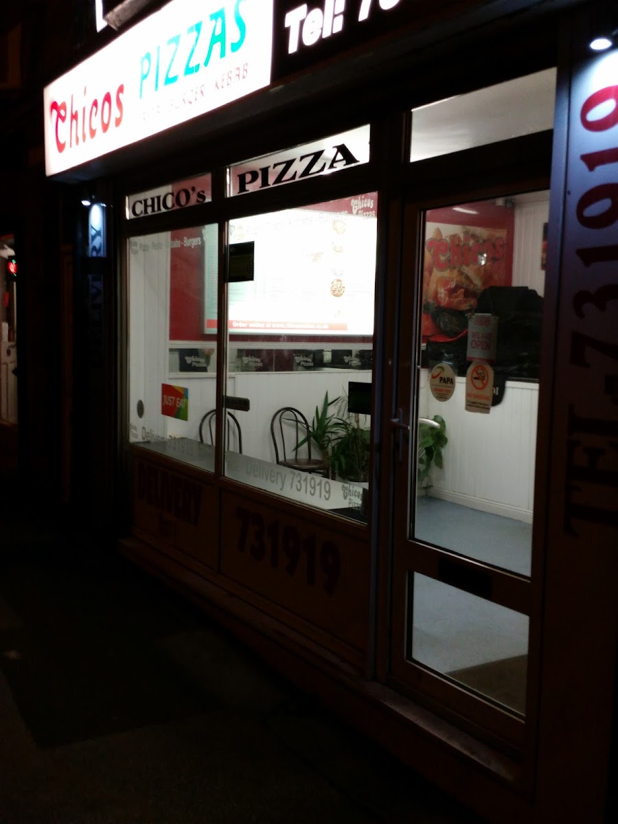 Chicos Pizzas Photos 2